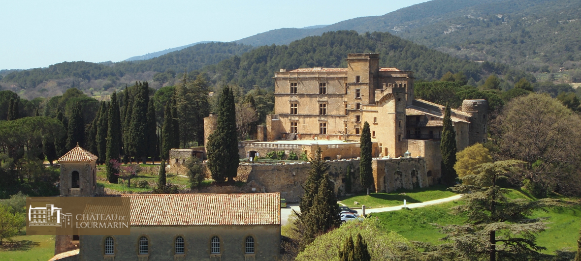 Visit a Renaissance castle in a beautiful village in Provence Lourmarin, Luberon Château de Lourmarin