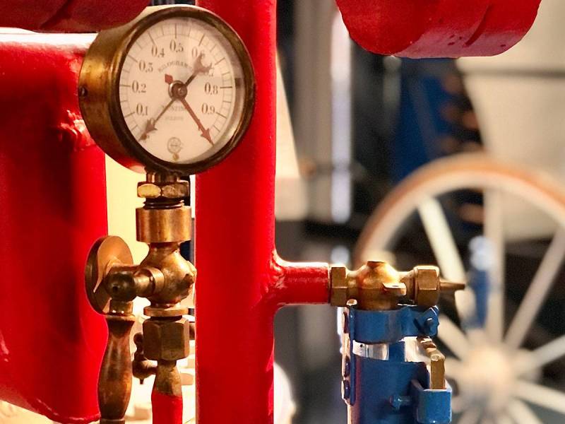 Unusual objects & curiosities