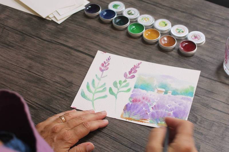 Scented watercolor painting class